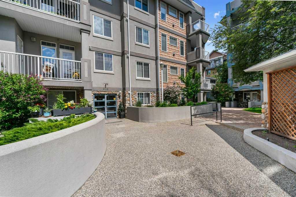 Property Photo: 2416 Erlton Street SW 402 AB T2S 3B7