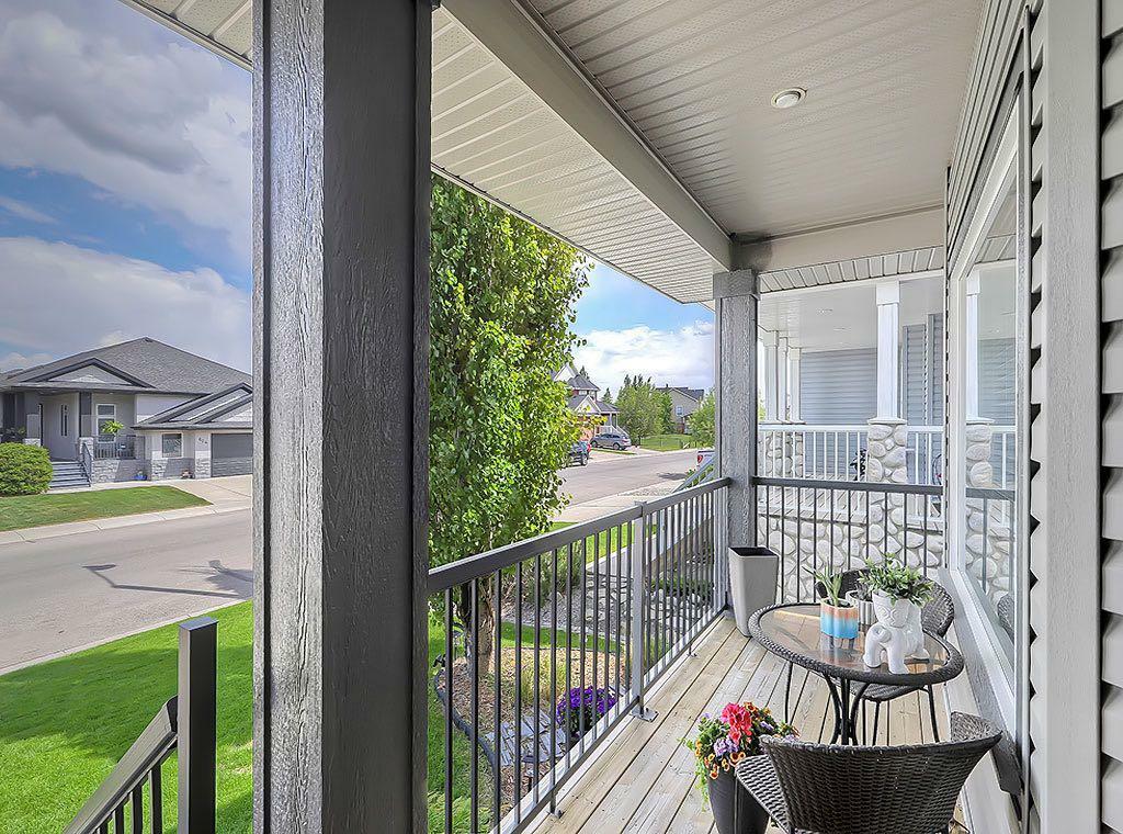 Property Photo: 621 Hampshire Way NE AB T1V 0A9