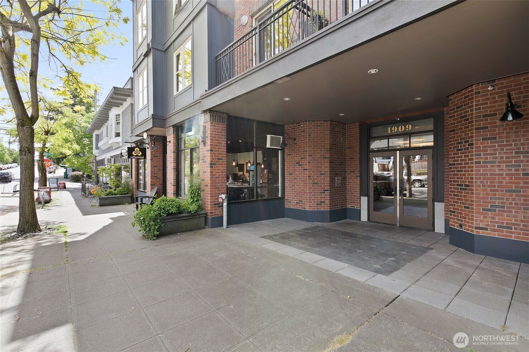 1909  10th Avenue W 203  Seattle WA 98119 photo