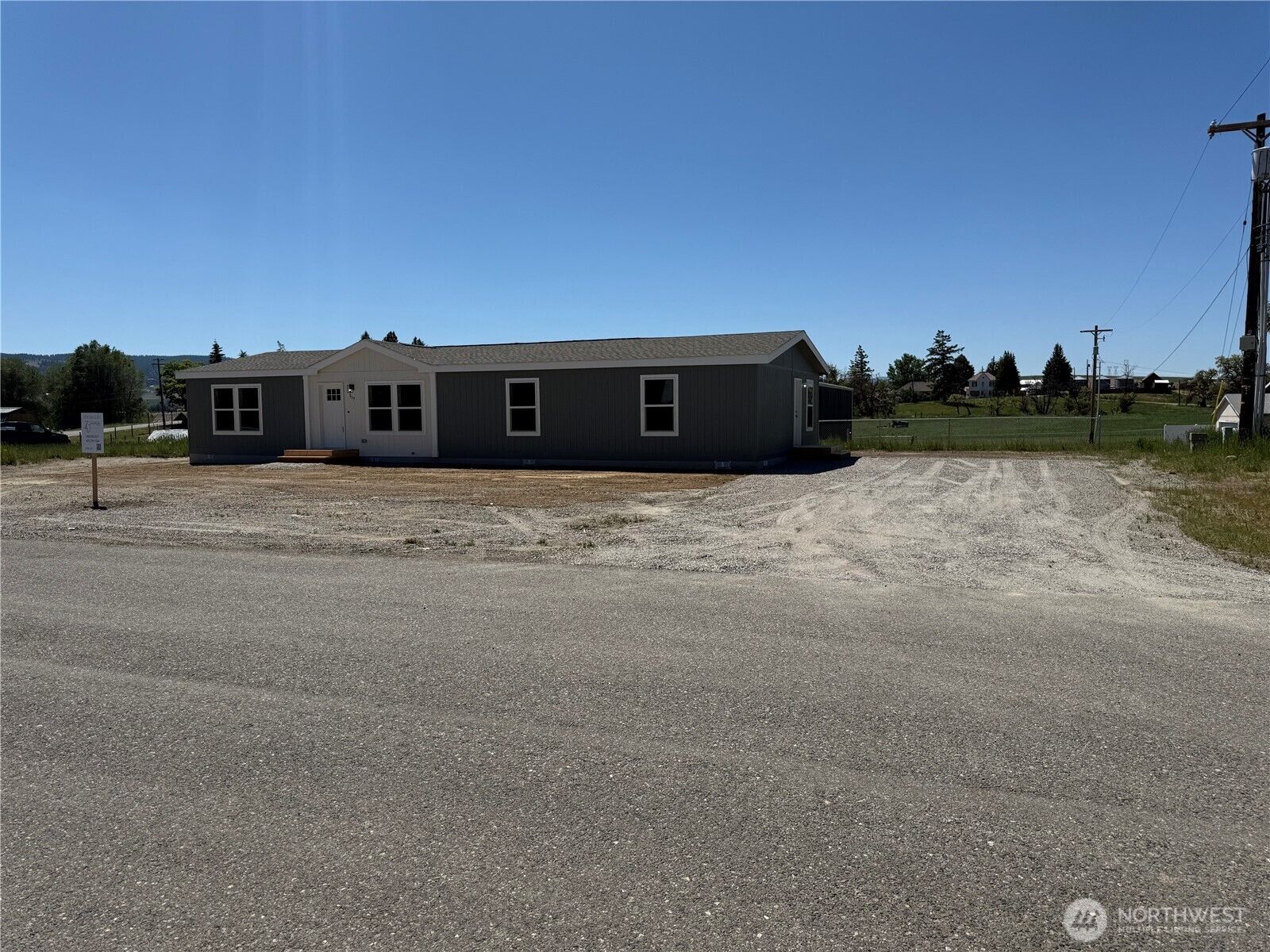 Property Photo: 117 S Greene Street WA 98858
