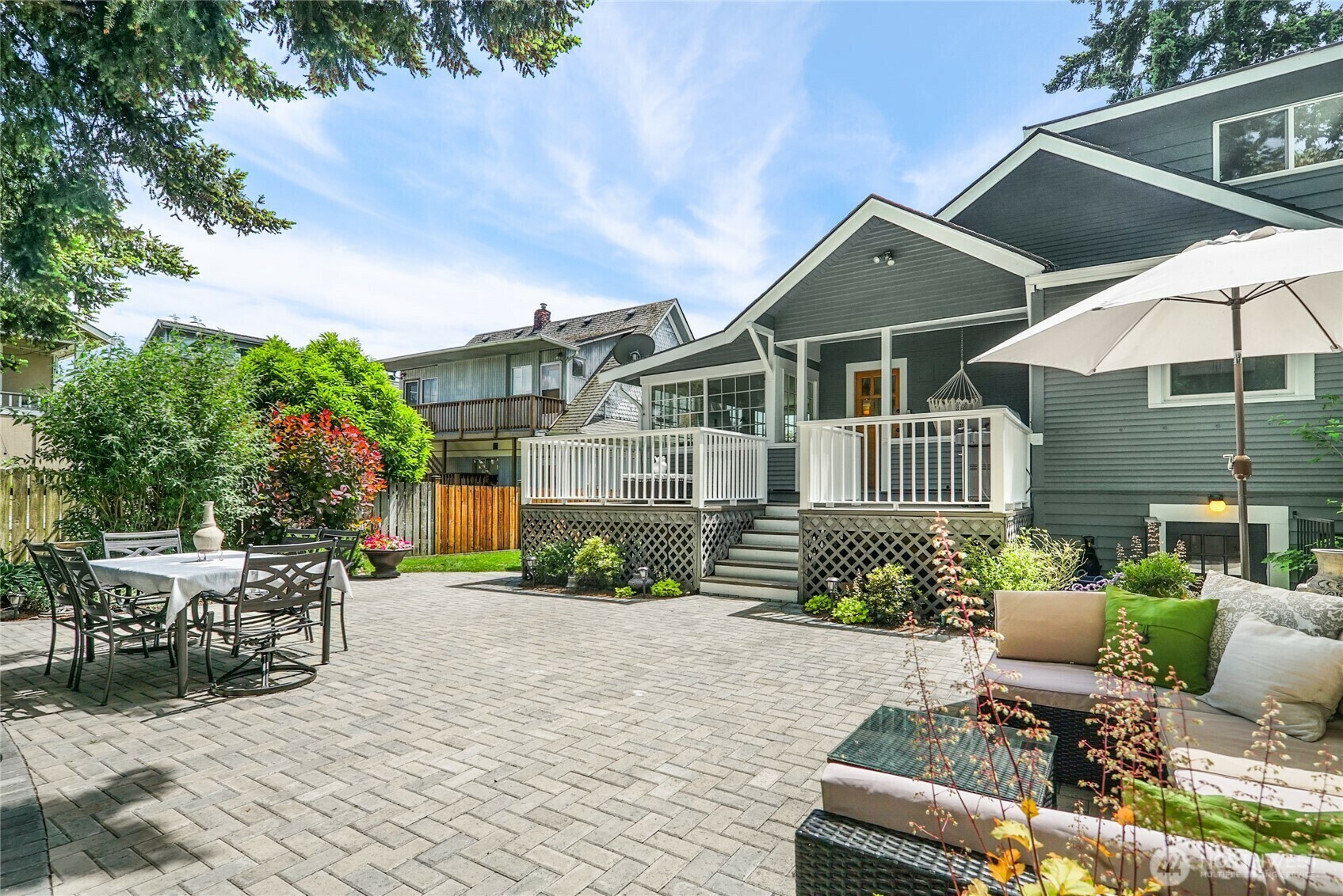 Property Photo:  746 N 89th Street  WA 98103 