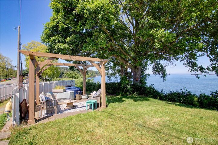 Property Photo:  9723  Samish Island Road  WA 98232 