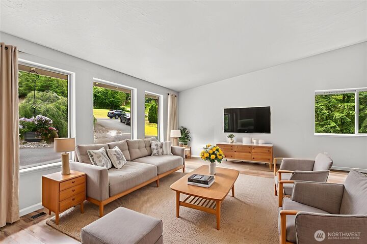 Property Photo: 1027 Fishpond Road WA 98626