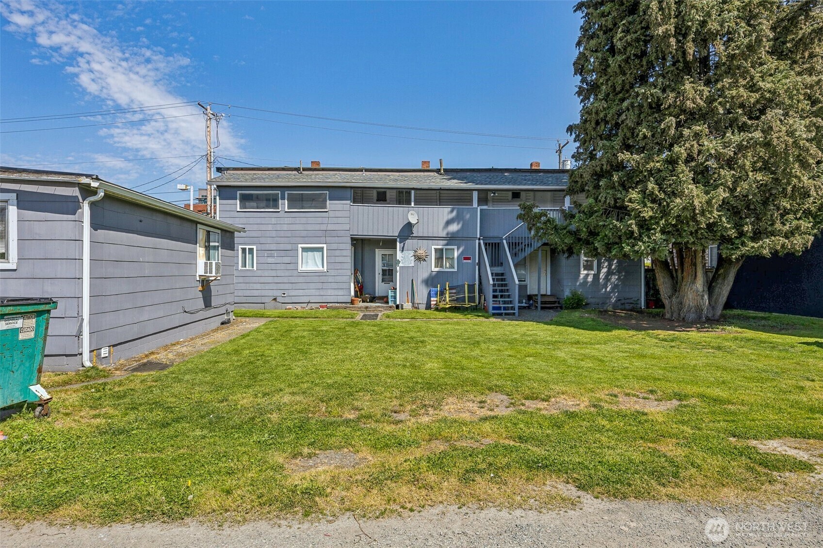 Property Photo: 112 4th Avenue SE WA 98372