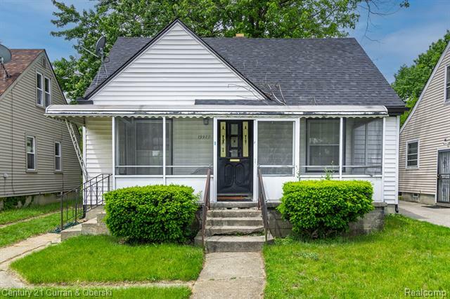19977 Santa Barbara Drive  Detroit MI 48221 photo