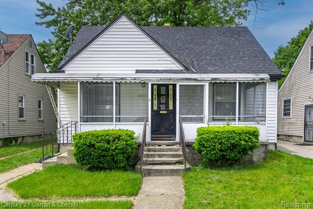 Property Photo: 19977 Santa Barbara Drive MI 48221