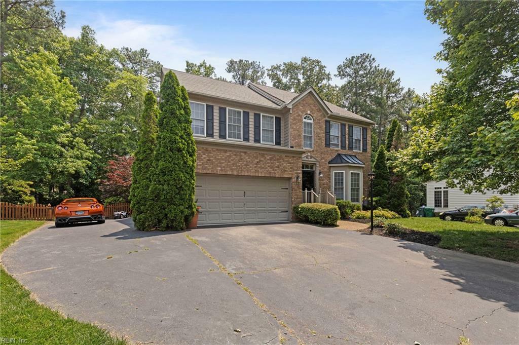Property Photo: 10928 Virginia Forest Ct VA 23060