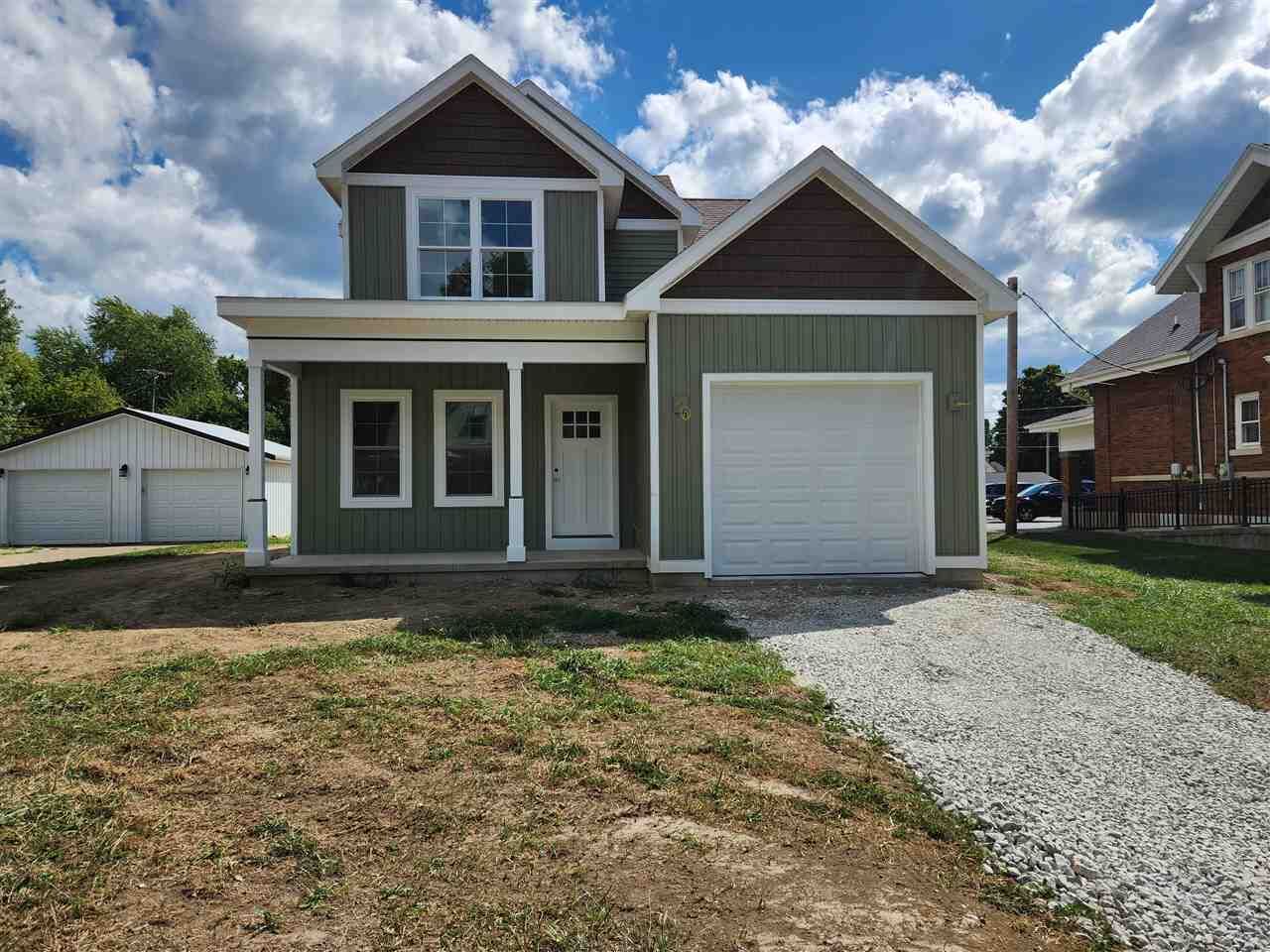 Property Photo: 407 E Main Street IN 47330