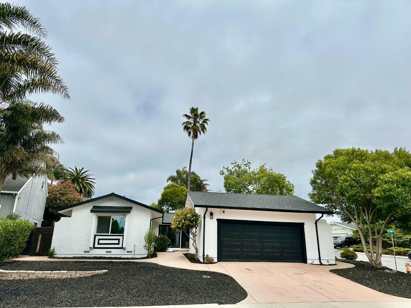 Property Photo: 16 Melwood Court CA 95076