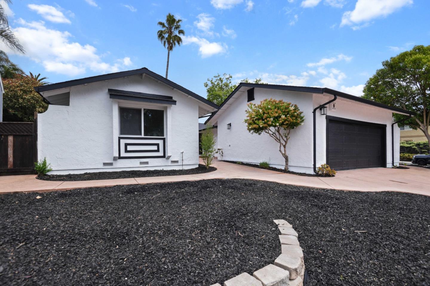 Property Photo: 16 Melwood Court CA 95076