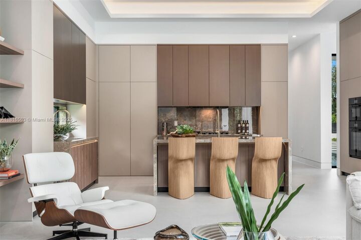 Property Photo:  6900 SW 72nd Ct  FL 33143