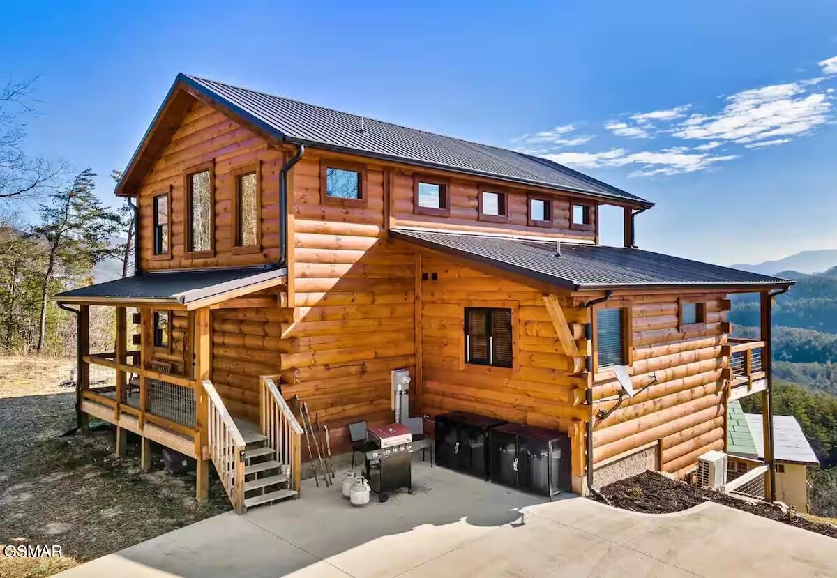1010 Leslie Way  Sevierville TN 37876 photo