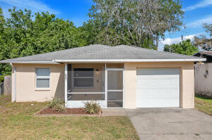 Property Photo: 517 Fulton Street Street FL 32114