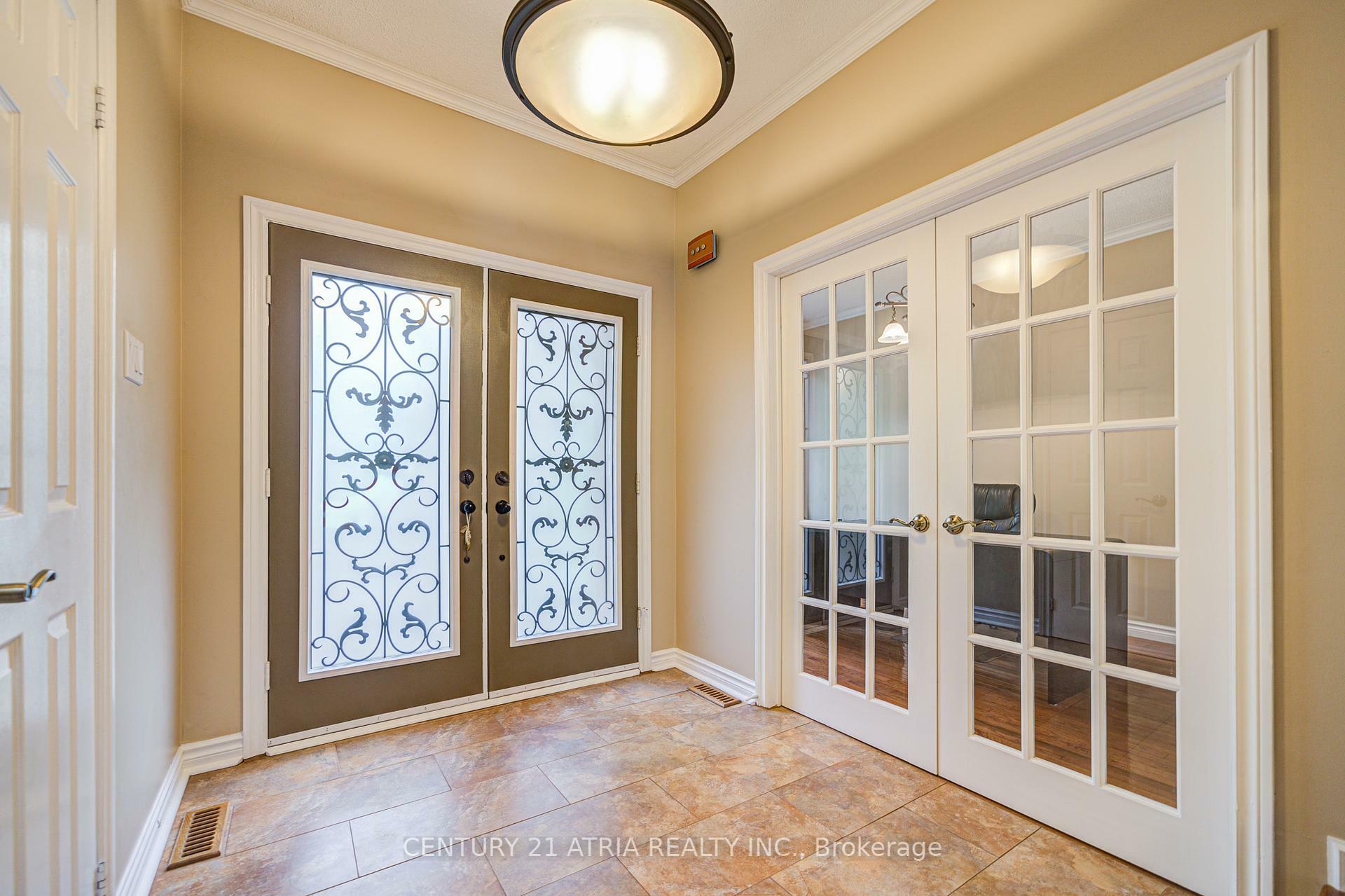 Property Photo: 61 Brooklyn Crescent ON L3P 7C3