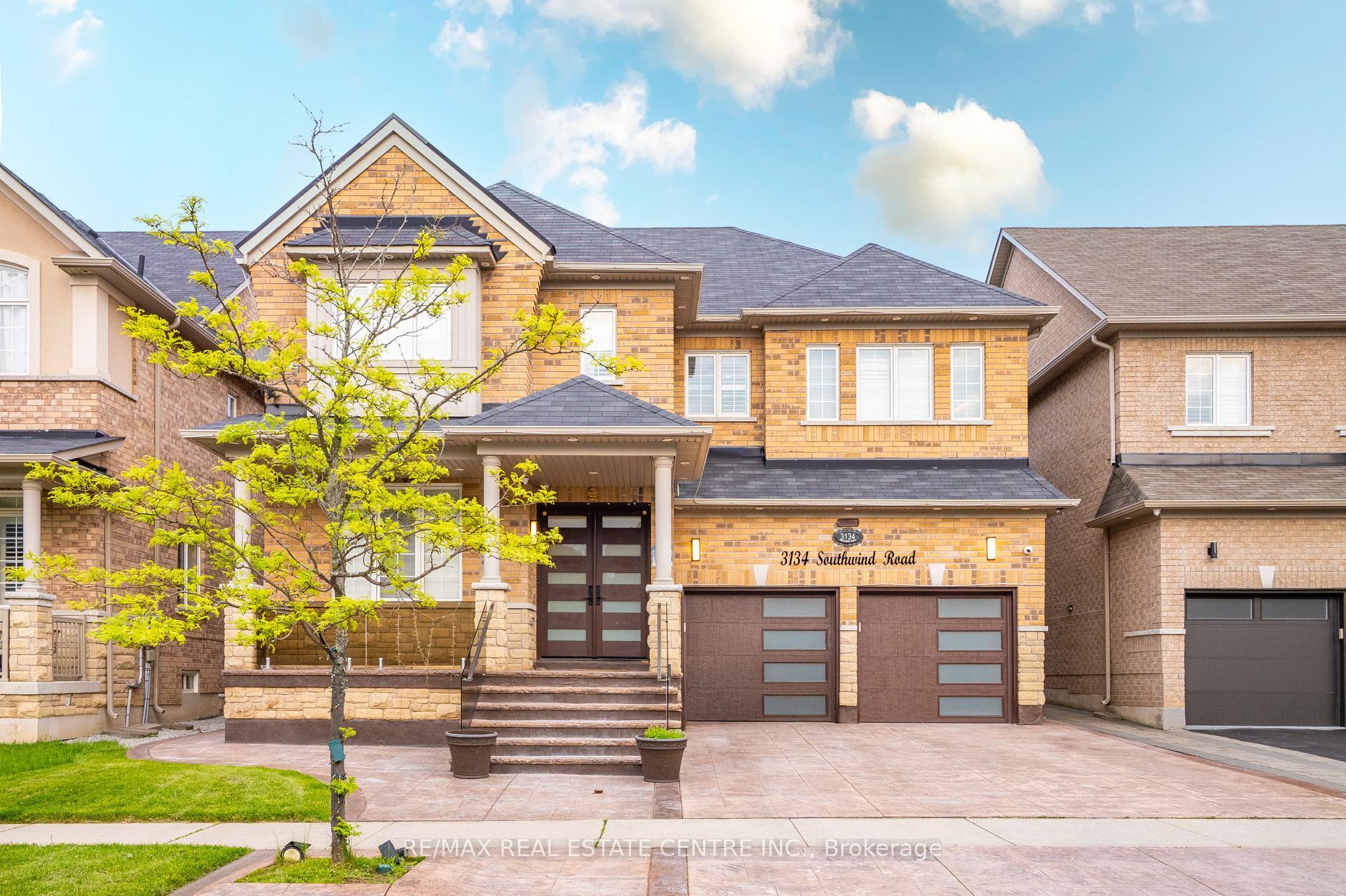 Property Photo: 3134 Southwind Road ON L5M 0M8