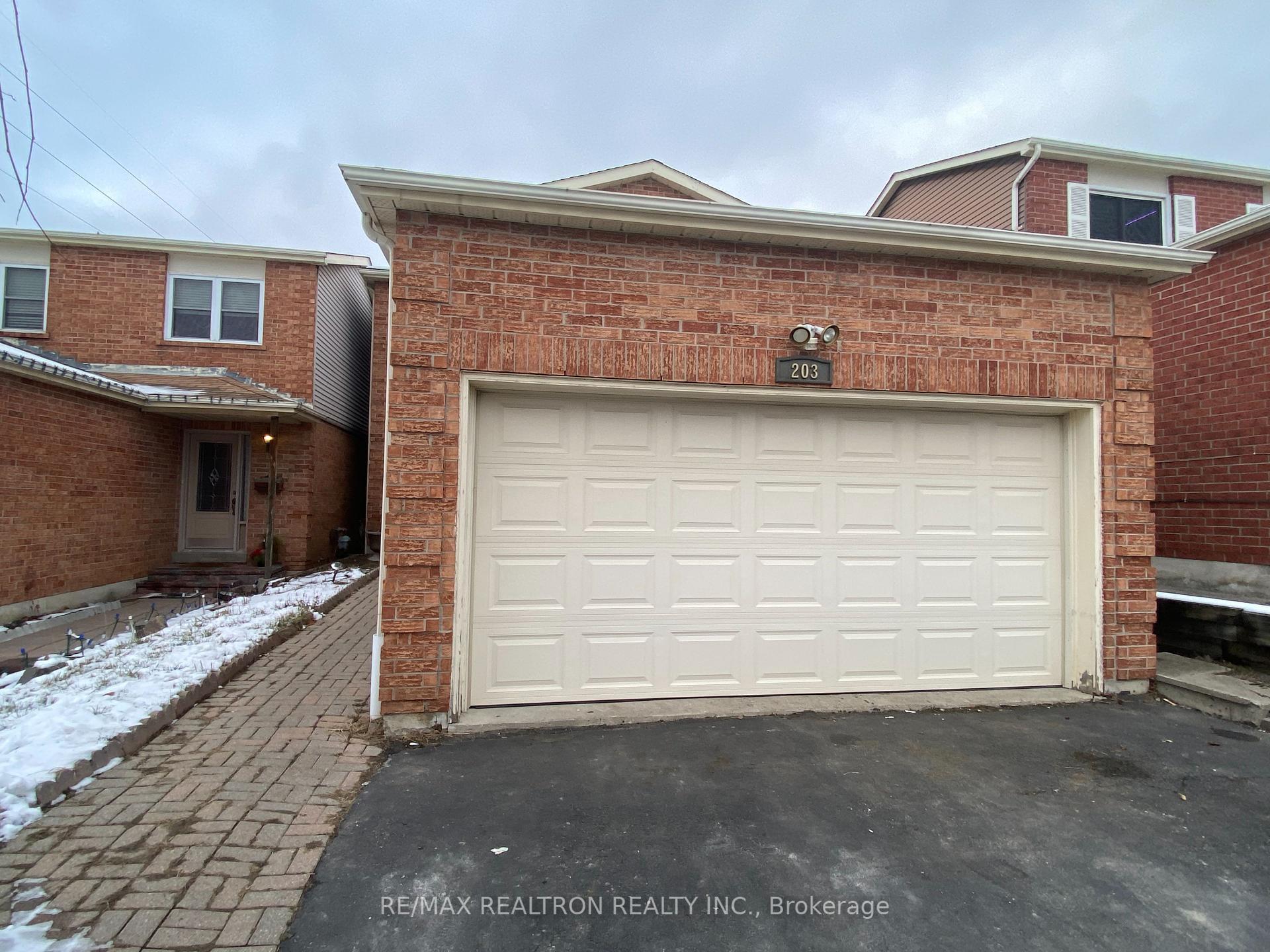 Property Photo: 203 Glen Hill Drive ON L1N 7J5
