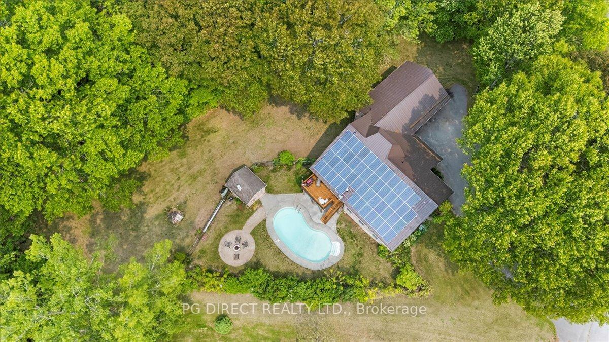 Property Photo: 10 Fraserglen Court ON K8V 5P4