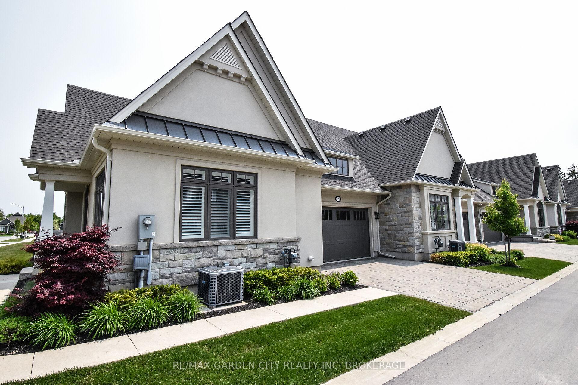 Property Photo: 2 Sassafras Row ON L0S 1N0