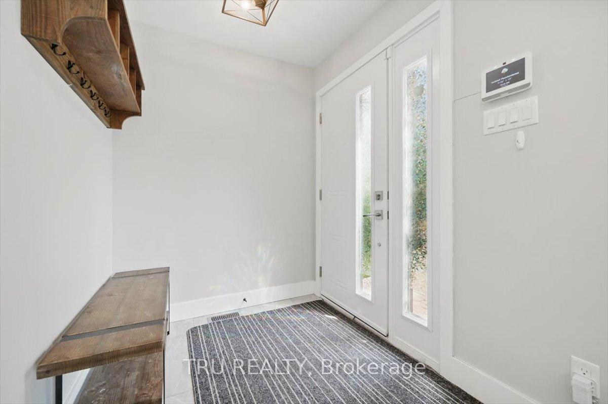 Property Photo: 2114 Balharrie Avenue ON K1G 1G5