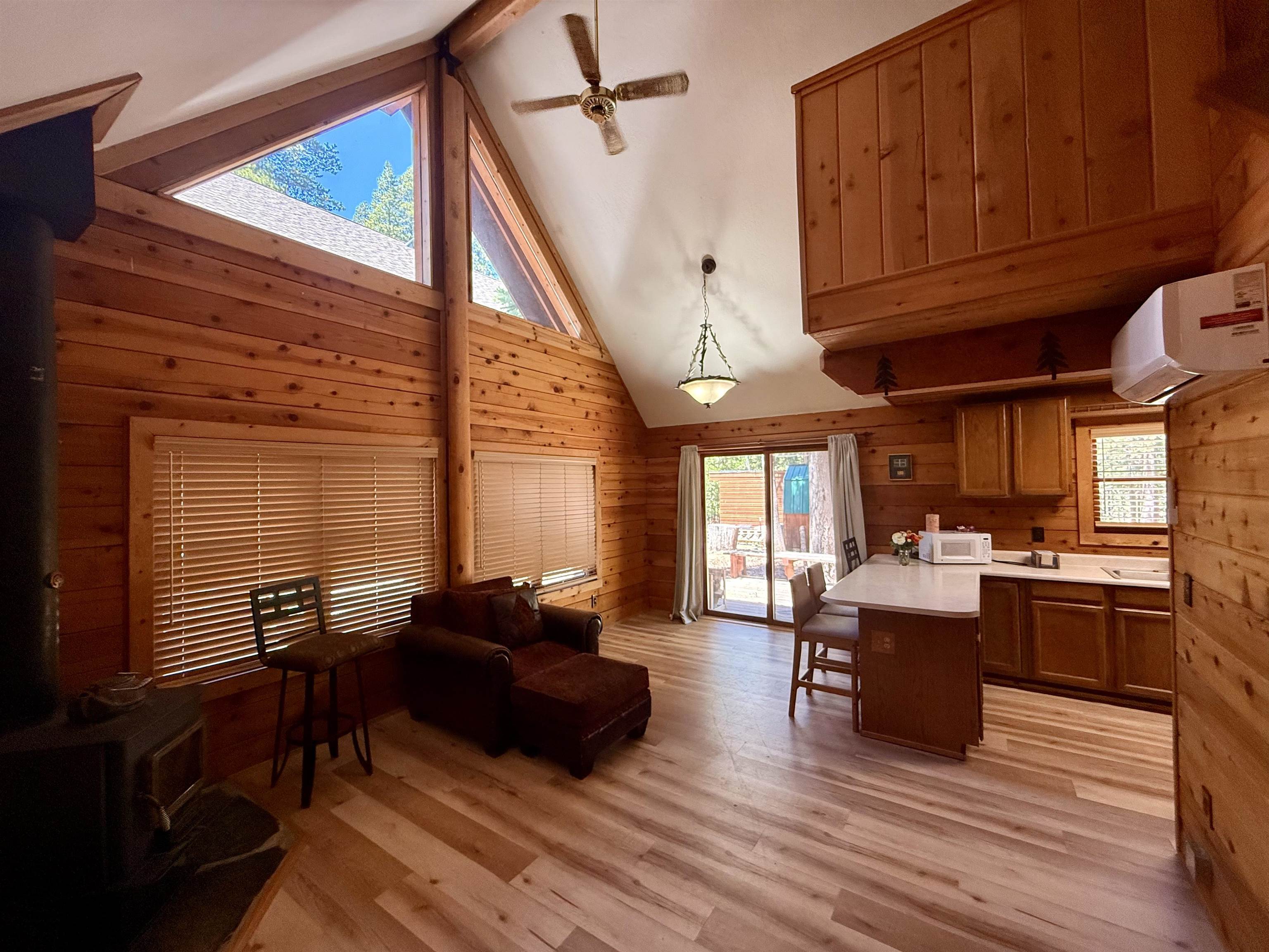 Property Photo:  274 Oak Street  CA 96142 