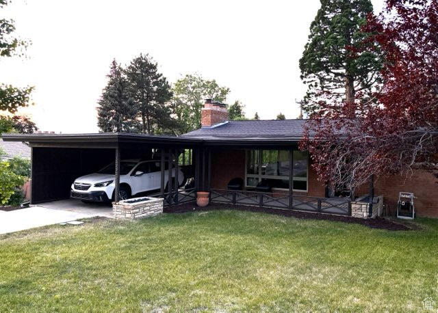 Property Photo: 3525 E Ceres Dr S UT 84124