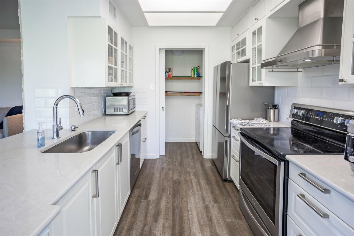 Property Photo: 4711 Spicewood Springs Road 265 TX 78759