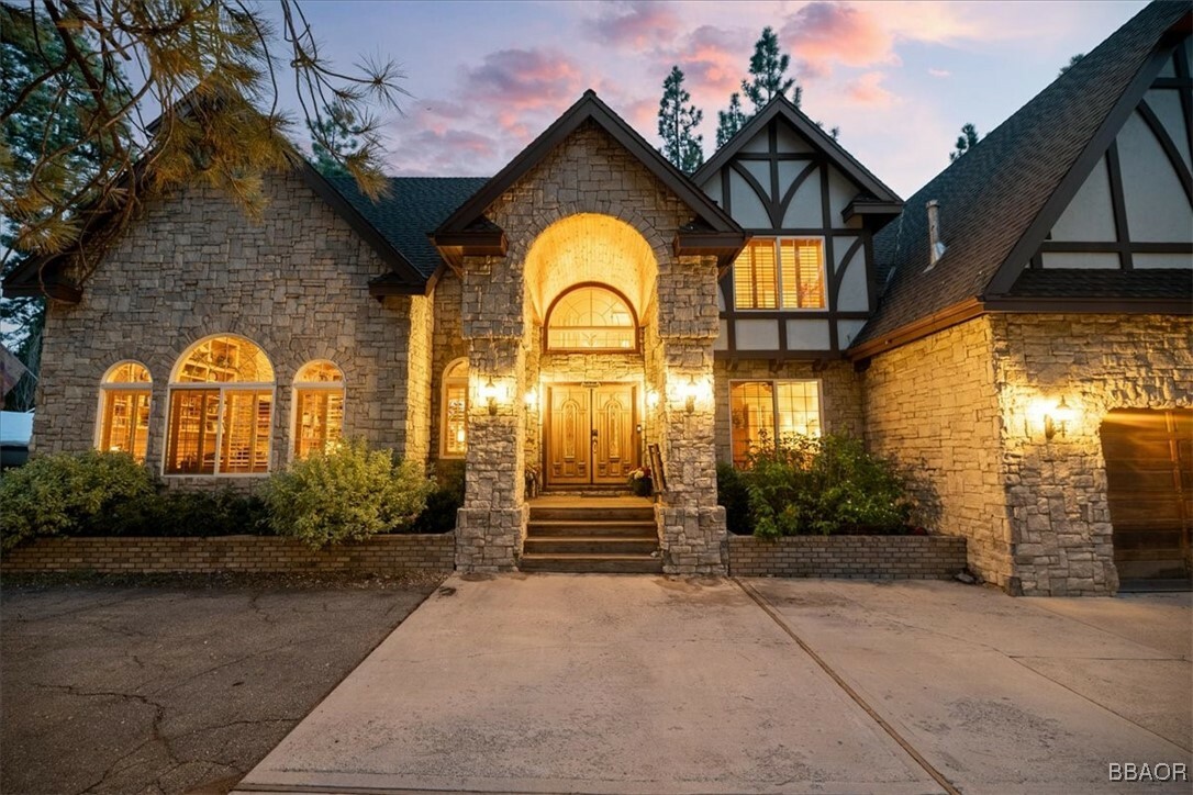 Property Photo:  114 Starvation Flats Road  CA 92315 