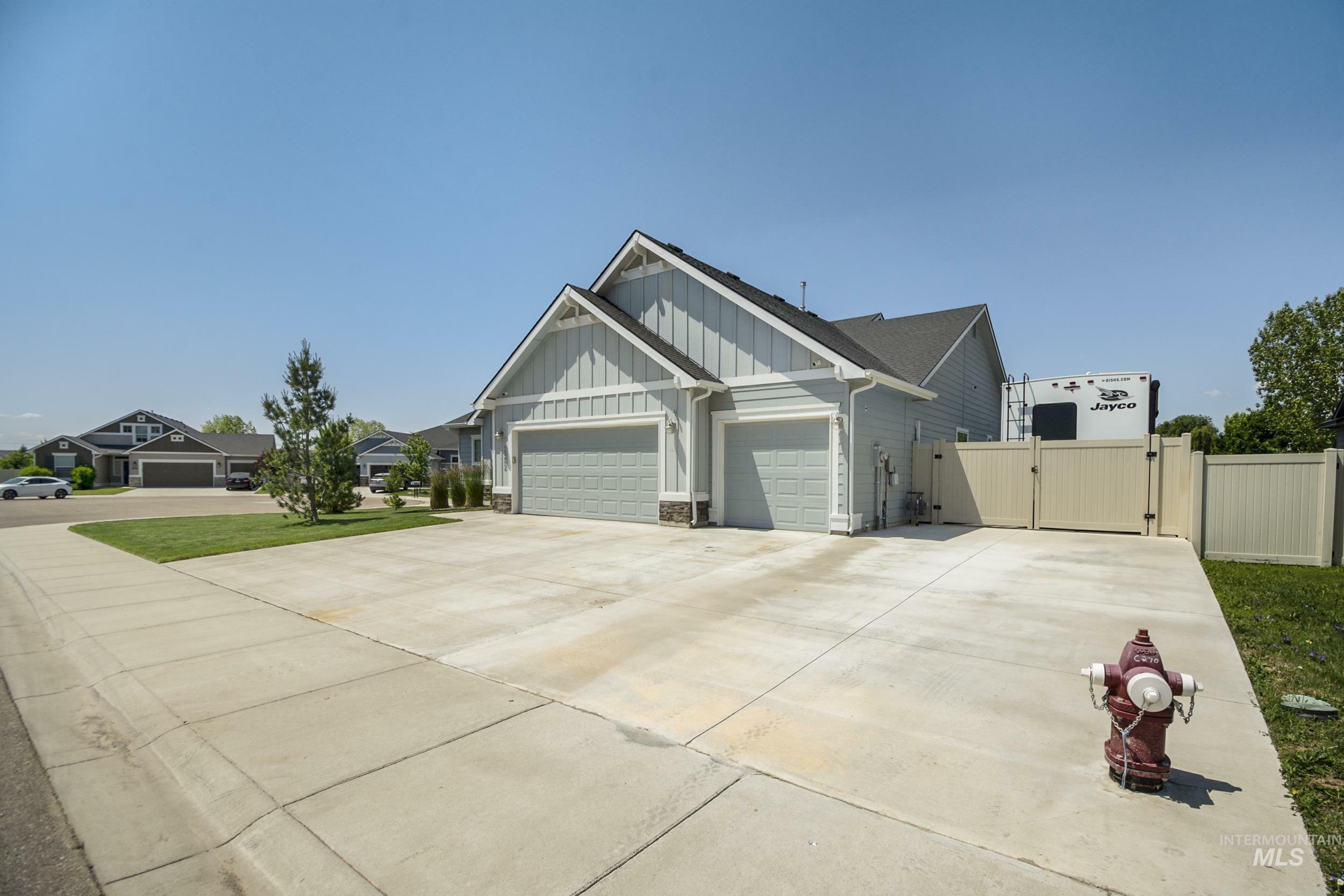 Property Photo:  2982 W McIntosh  ID 83634 