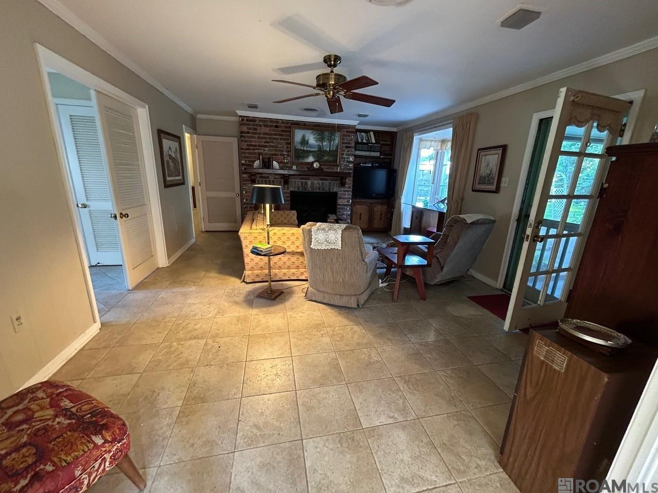 Property Photo: 5057 Whitehaven LA 70808