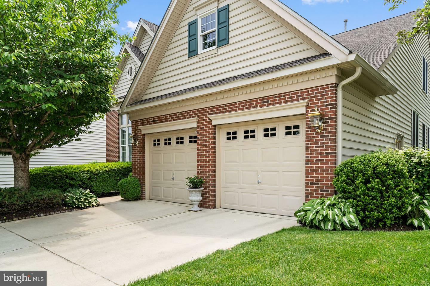 Property Photo:  2 Cassin Hill Road  PA 19060 