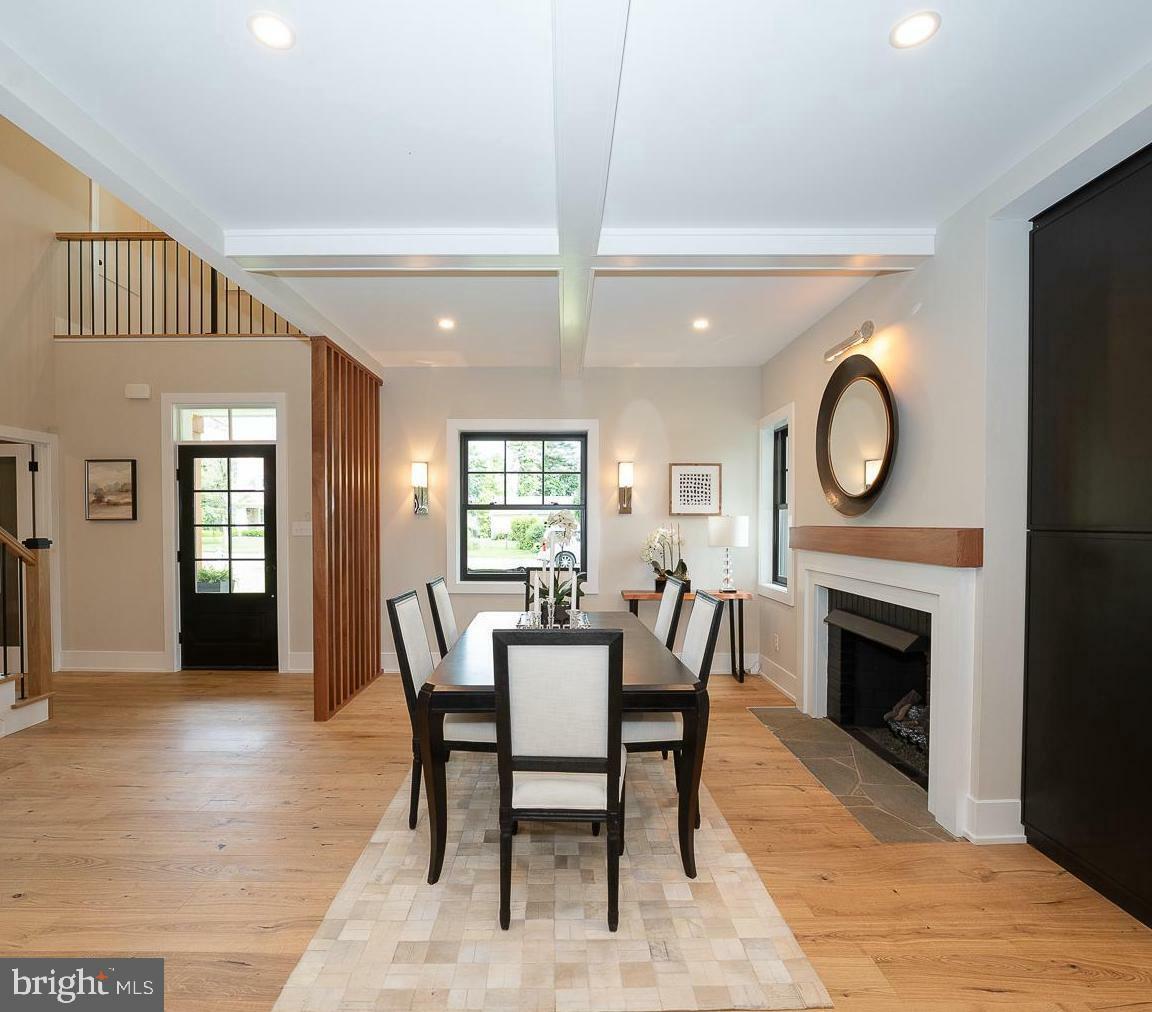 Property Photo: 427 School Lane PA 19087