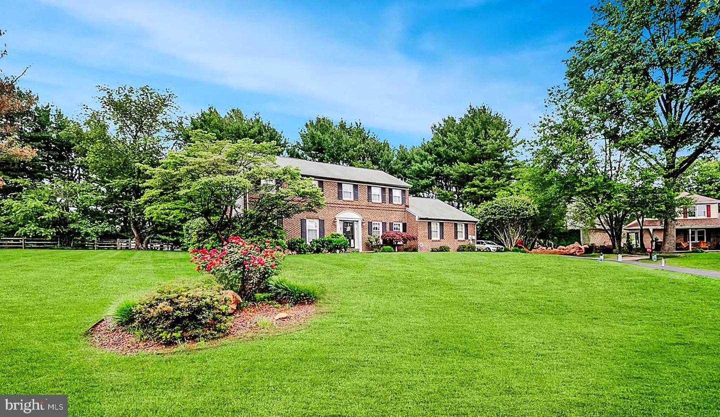 Property Photo: 12 Pierson Drive DE 19707