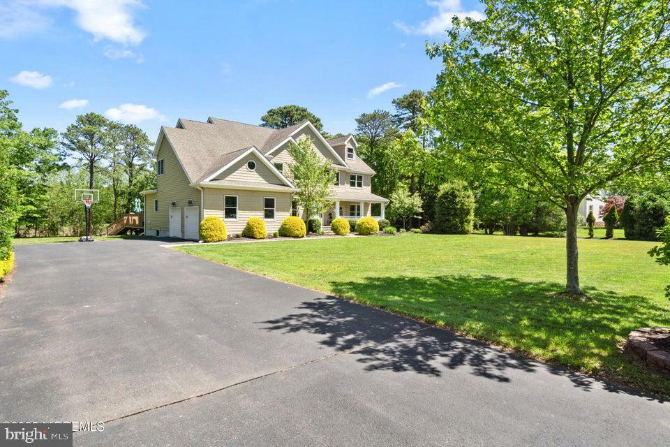 Property Photo:  4 Hummingbird Court  NJ 07731 