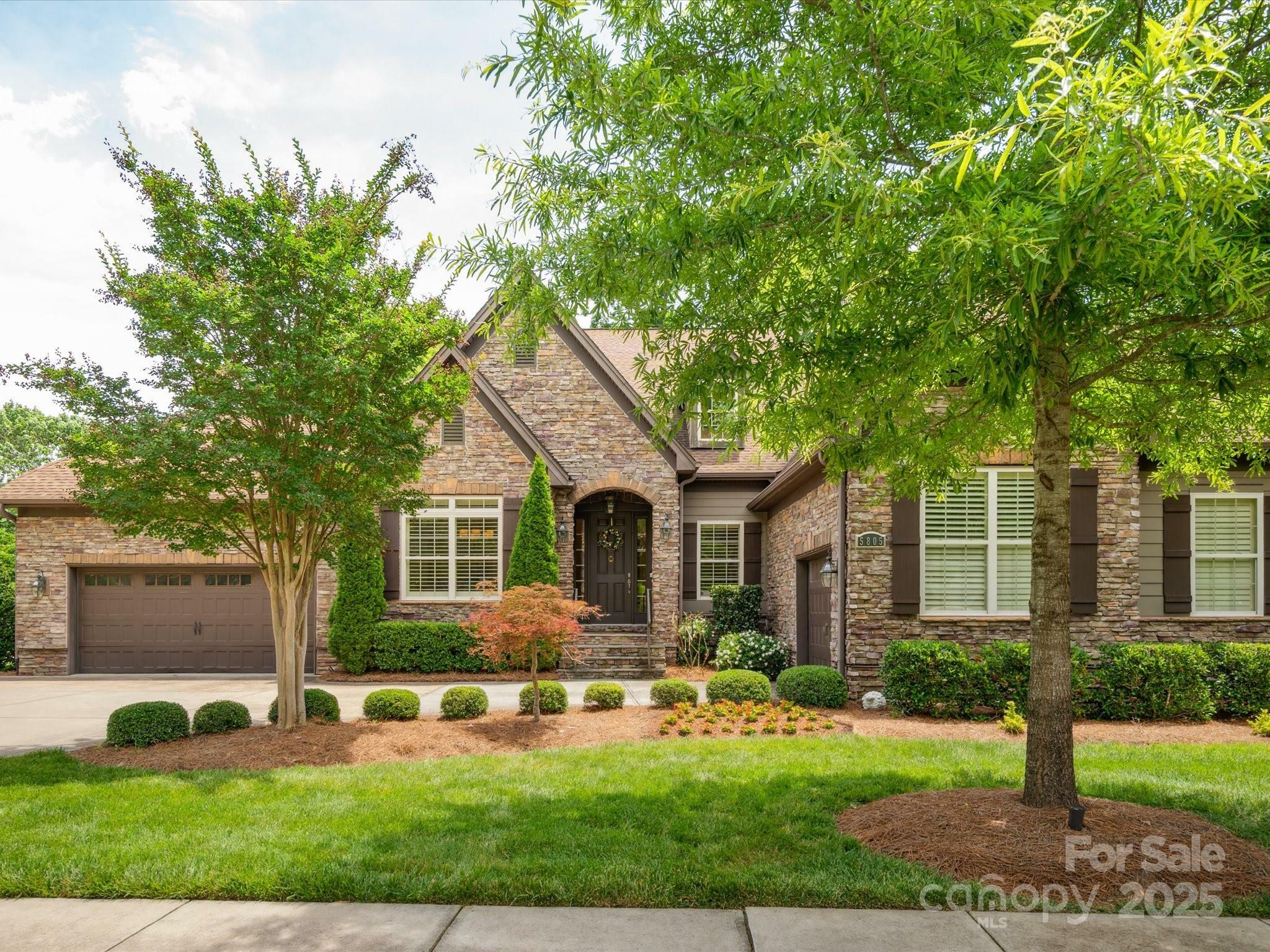 Property Photo: 5805 Copperleaf Commons Court NC 28277