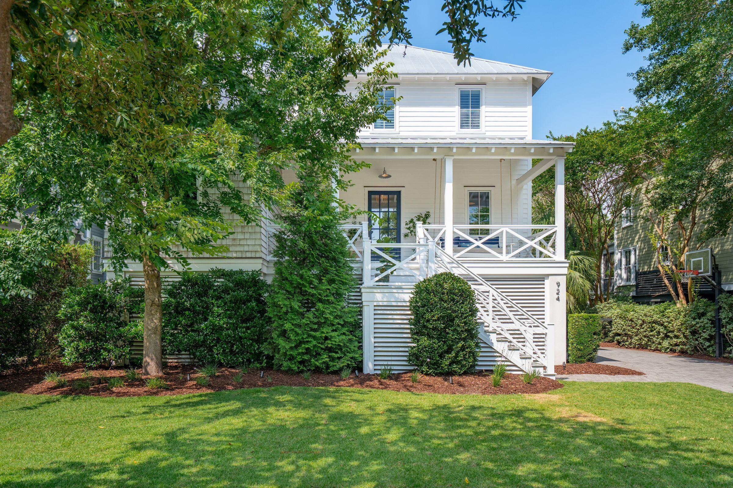 924 McIver Street  Mount Pleasant SC 29464 photo