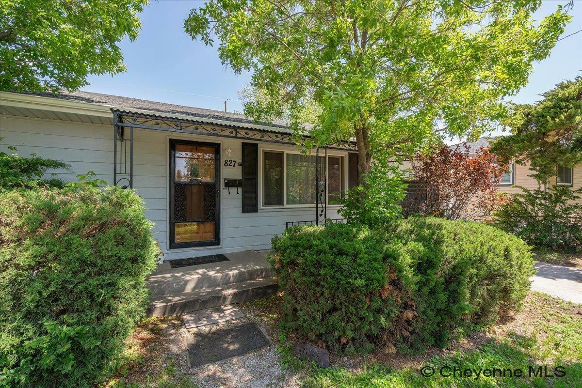 Property Photo:  827 Cahill Dr  WY 82001 
