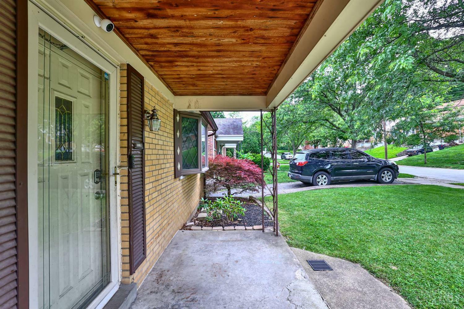 Property Photo: 2685 McKinley Avenue OH 45211