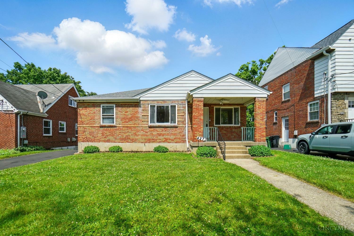 Property Photo: 4273 Dartmouth Drive OH 45217