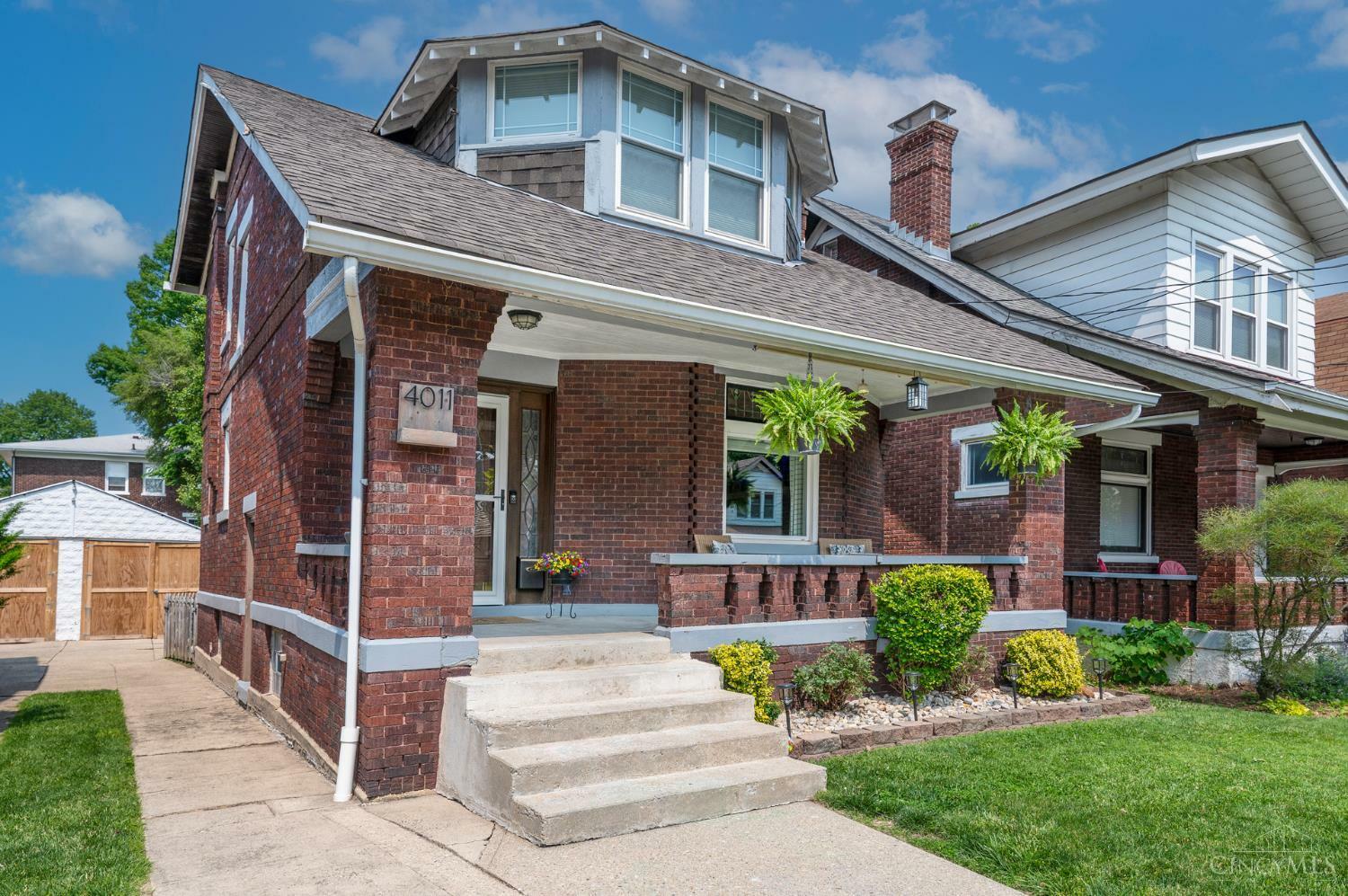 Property Photo: 4011 Burwood Avenue OH 45212