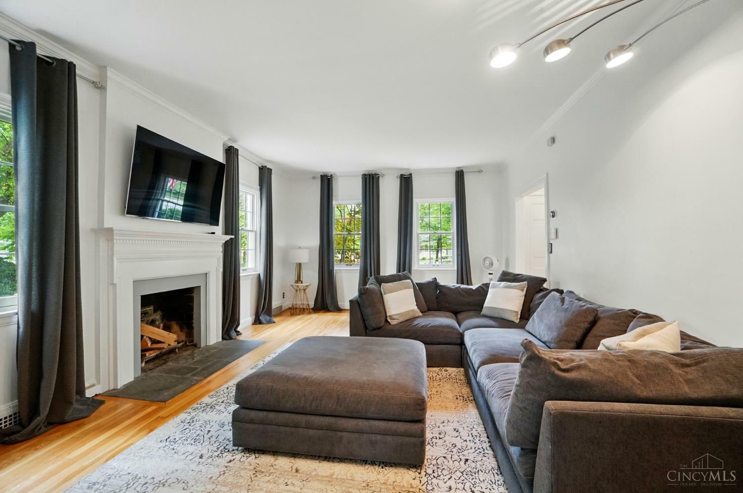 Property Photo: 3135 Portsmouth Avenue OH 45208