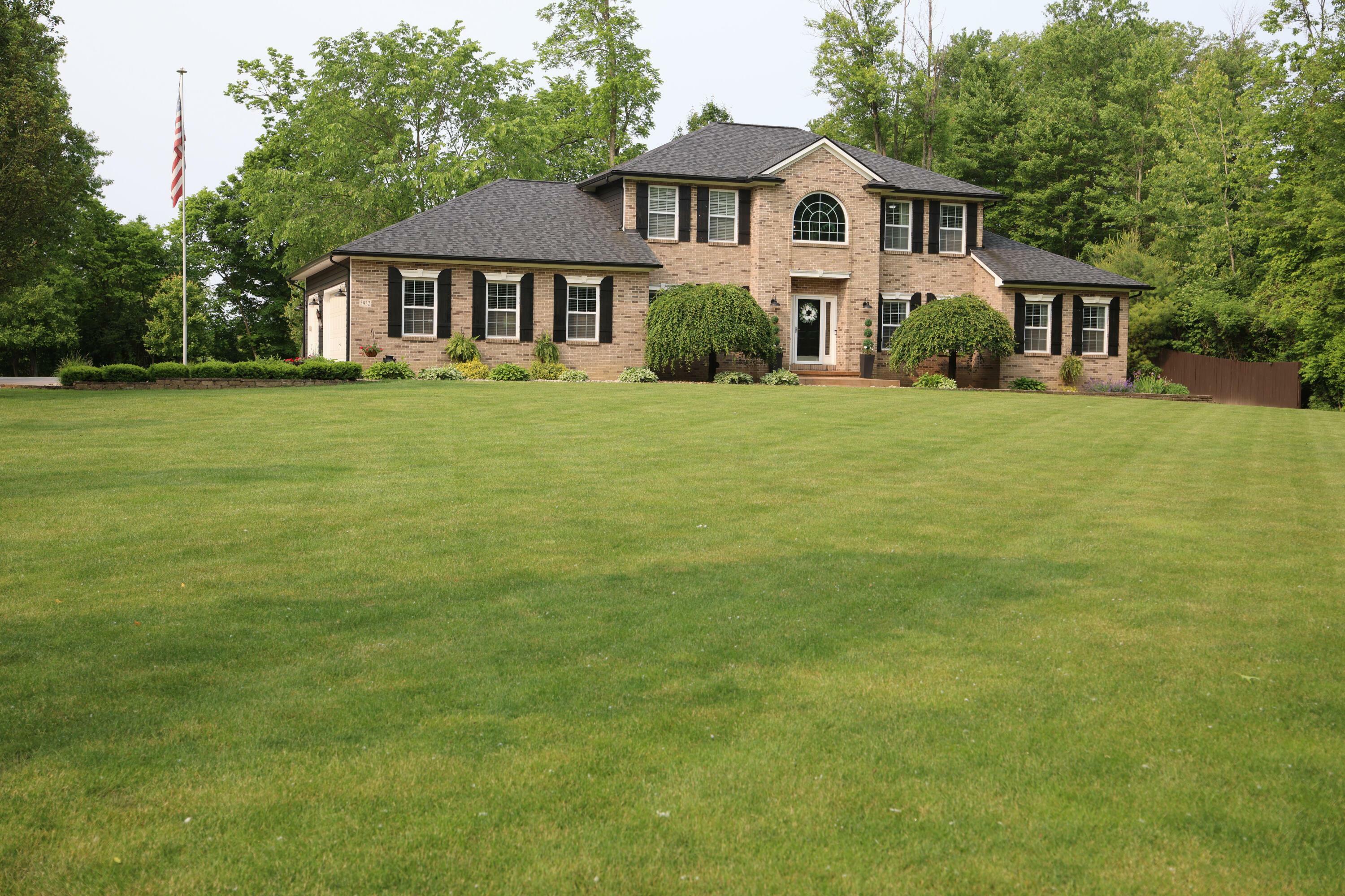 Property Photo: 3932 Shagbark Trail OH 43021