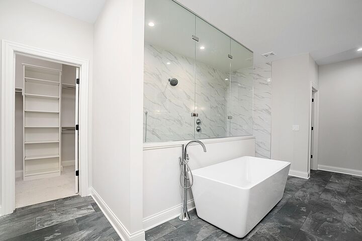 Property Photo:  7301 Wood Edge Lane  OH 43054 