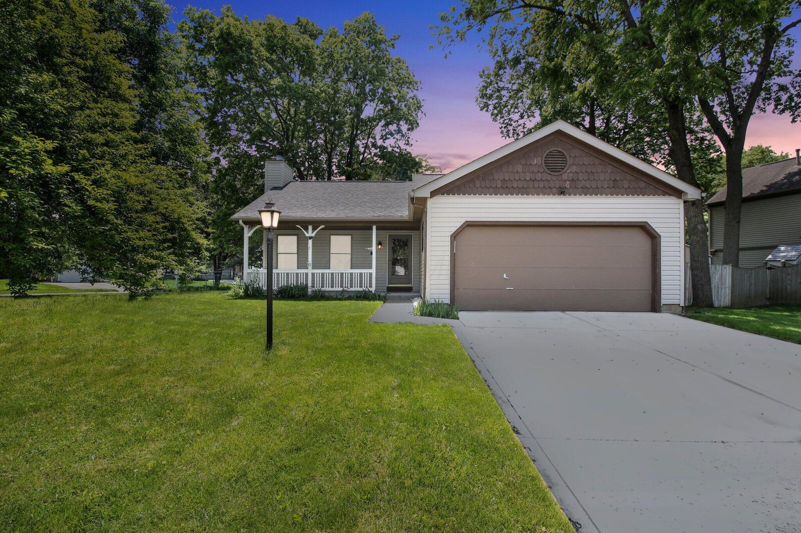 Property Photo:  3199 Curtis Knoll Drive  OH 43017 