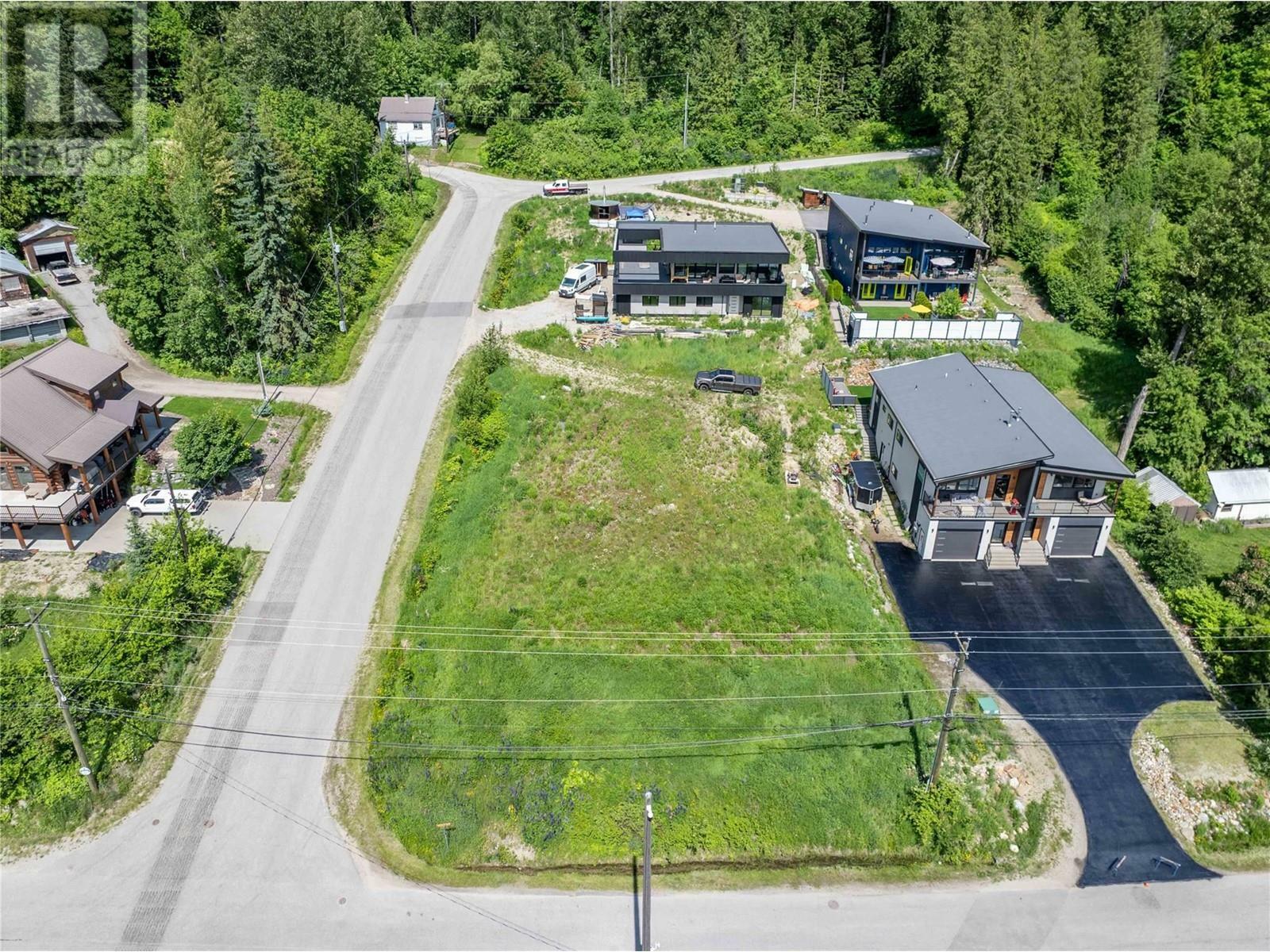 Property Photo: 98 Track Street BC V0E 2S0