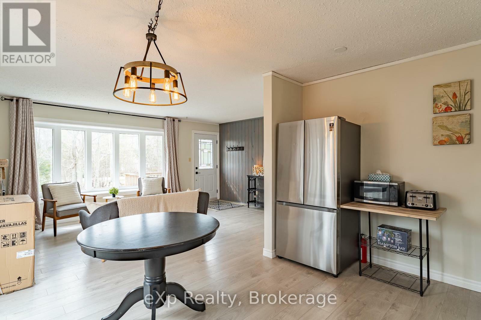 Property Photo: 15 Mapleport Crescent ON N0H 2T0