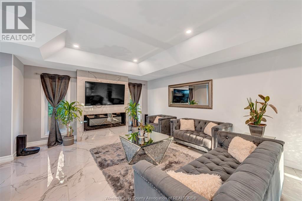 Property Photo: 5526 Nostadt Crescent ON N0R 1A0