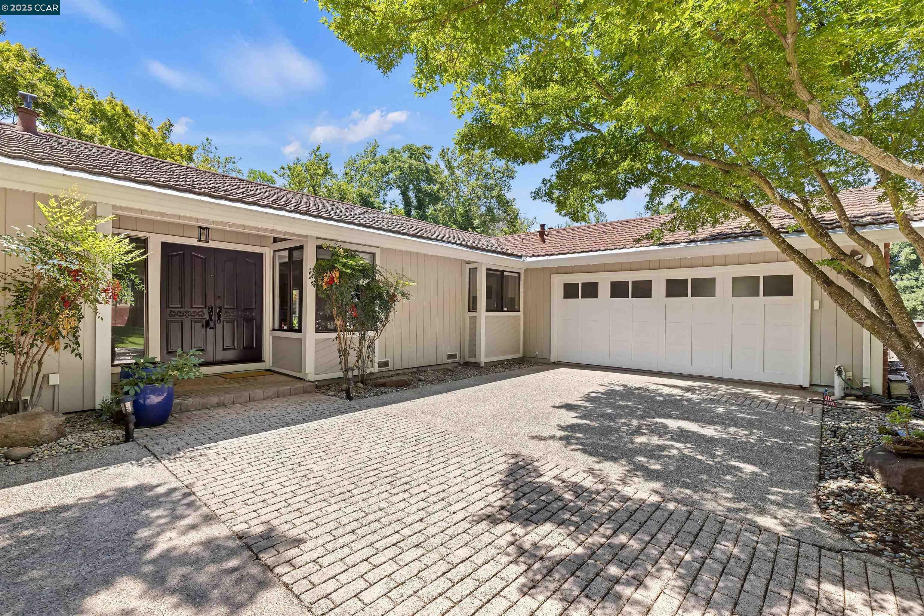 5104 Alhambra Valley Rd  Martinez CA 94553 photo