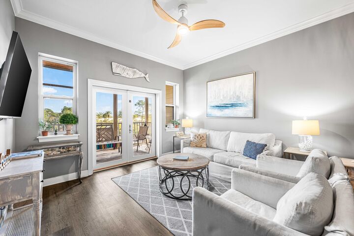 Property Photo: 231 Somerset Bridge Road 2307 FL 32459