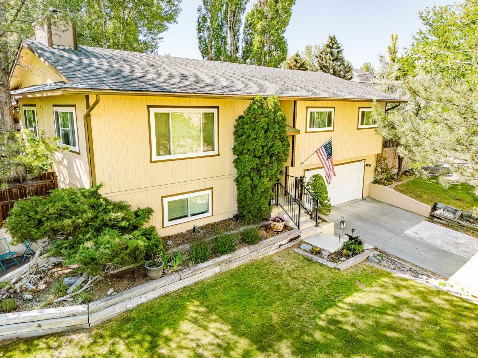 Property Photo: 355 Skyline Drive NV 89801