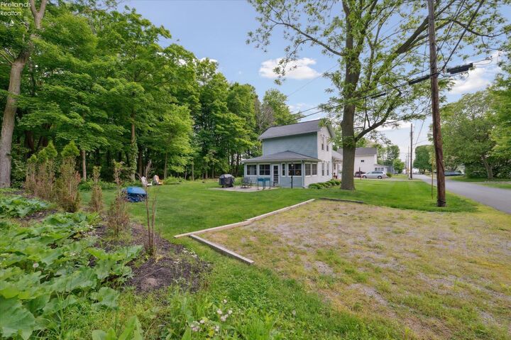 Property Photo: 569 Victory Lane OH 43456